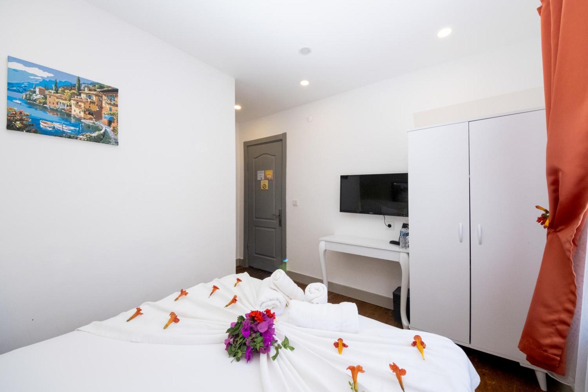 Lime Bozcaada Hotel ภายนอก รูปภาพ