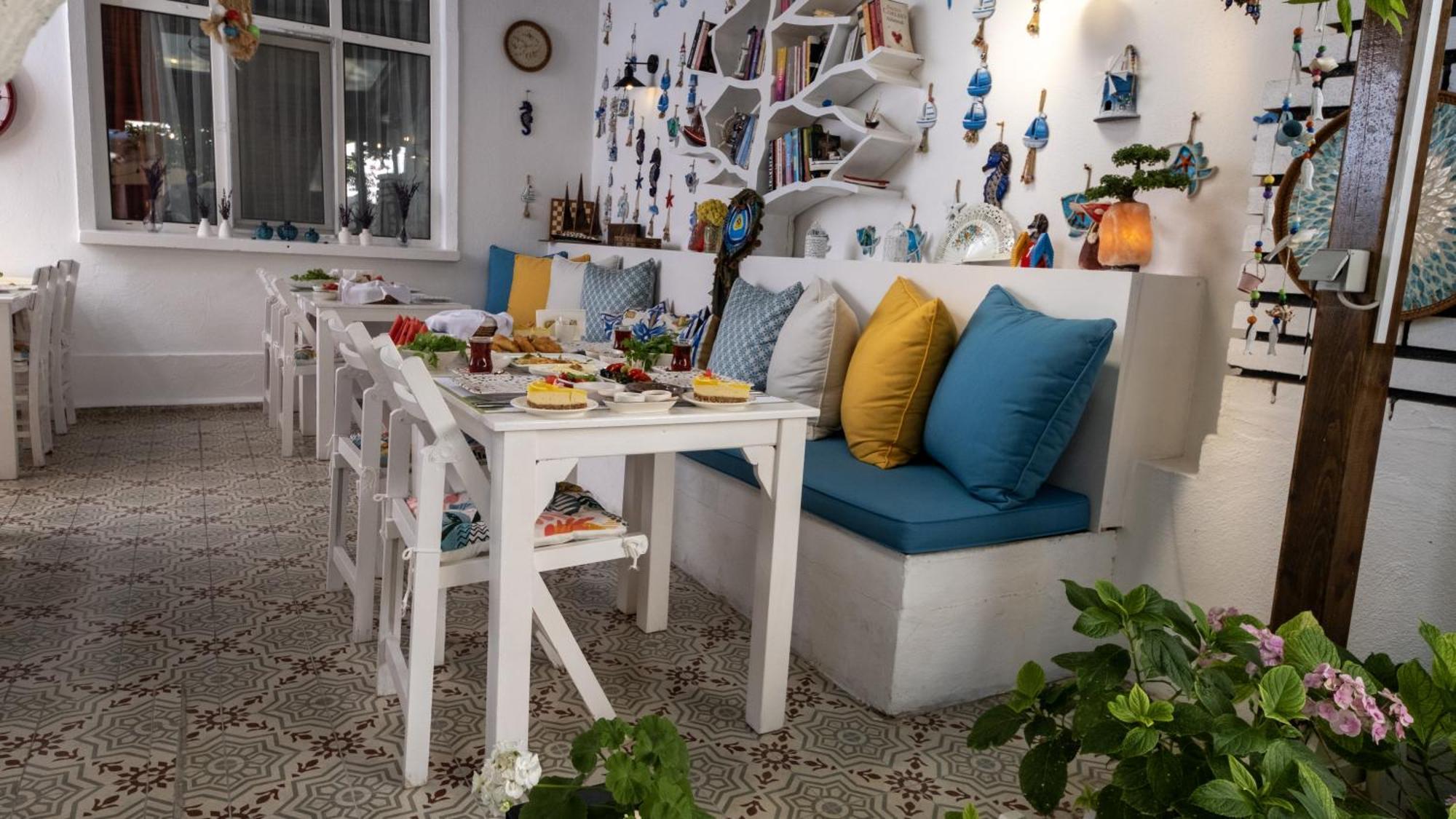 Lime Bozcaada Hotel ภายนอก รูปภาพ