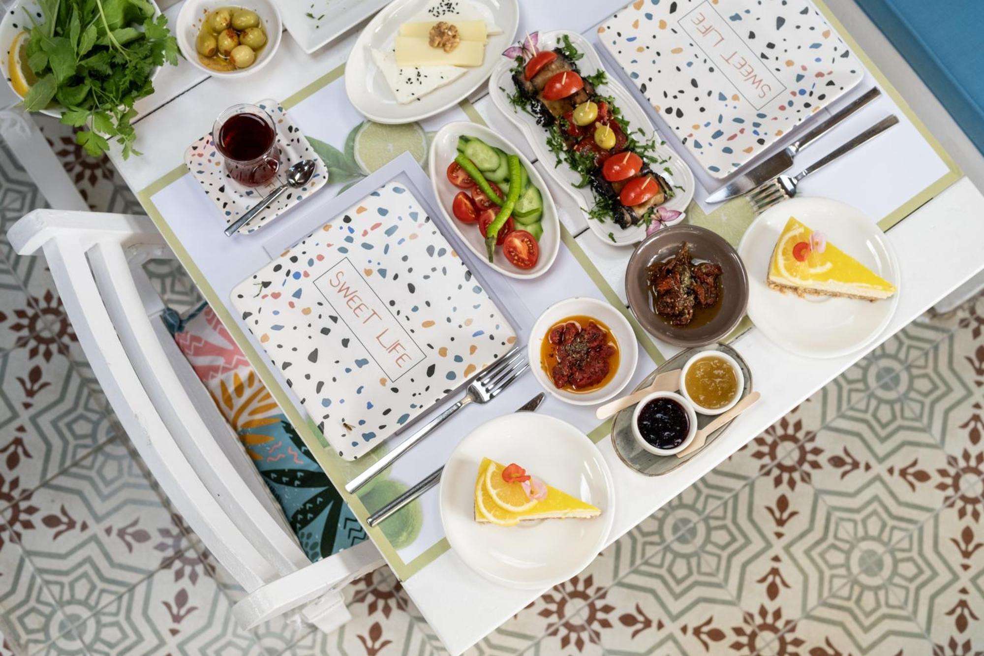 Lime Bozcaada Hotel ภายนอก รูปภาพ