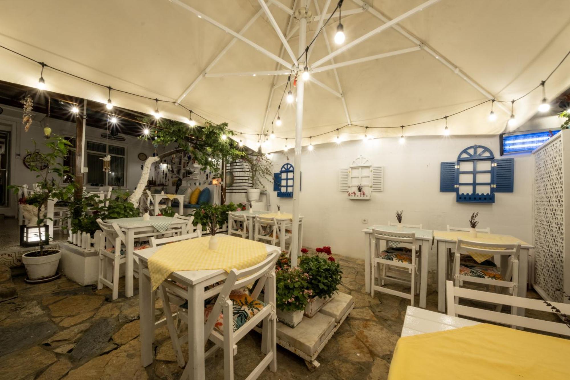 Lime Bozcaada Hotel ภายนอก รูปภาพ